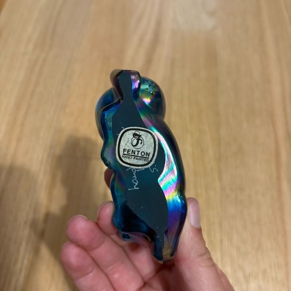 Fenton S. Hopkins Hand Painted Floral Blue Carnival Glass Pouncing Cat Figurine - Picture 5 of 5